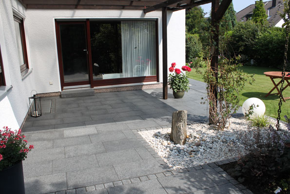 Reininghaus - Berkamen - Gartengestaltung - Beete - Terrassen