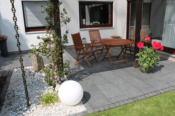 Reininghaus - Berkamen - Gartengestaltung - Beete - Terrassen